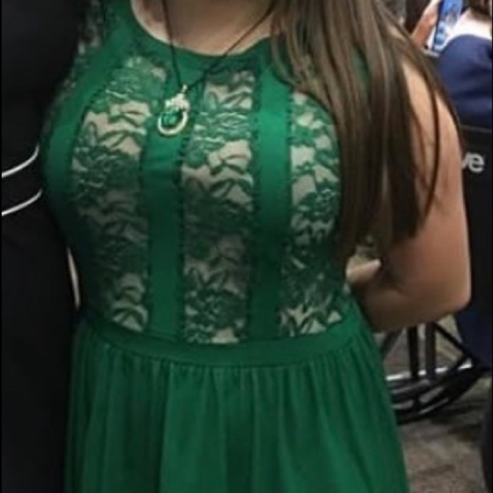 💚Stunning Emerald green Wedding Party Dress💚